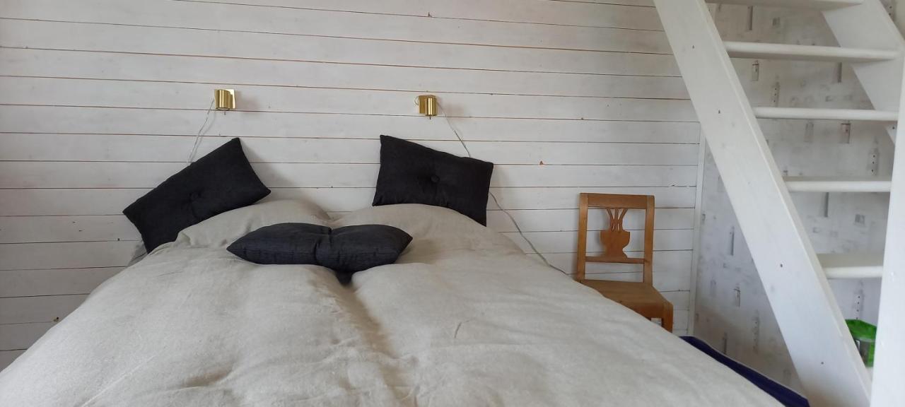 Sankt Anna Bed And Boat, Bed & Breakfast Bagian luar foto